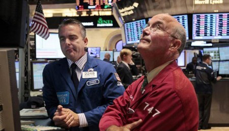 Tin đồn đẩy Dow Jones tăng liền 3 phiên