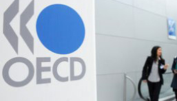 OECD cảnh báo khó khăn trong huy động vốn toàn cầu